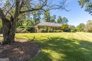 377 Old Club Rd S, Macon, GA 31210 - Photo 2