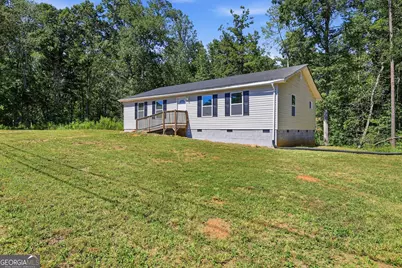 2421 E Silver Shoals Road, Toccoa, GA 30577 - Photo 1