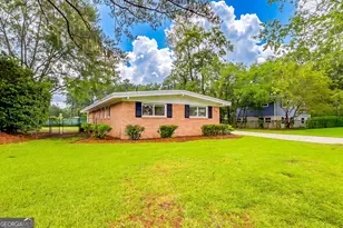317 Willow Rd, Savannah, GA 31419 - Photo 2