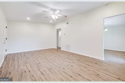 317 Willow Road, Savannah, GA 31419 - Photo 8