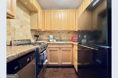 215 Piedmont Avenue NE #301, 404, 807, 1003, 1004, Atlanta, GA 30308 - Photo 12