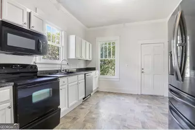 1470 Graham Street SW, Atlanta, GA 30310 - Photo 2