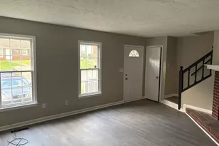 2797 Northwood Ct SW, Marietta, GA 30060 - Photo 2