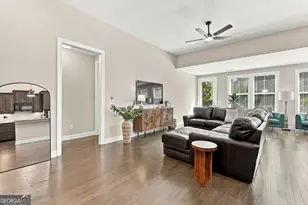 537 Hazelnut Dr, Peachtree City, GA 30269 - Photo 10