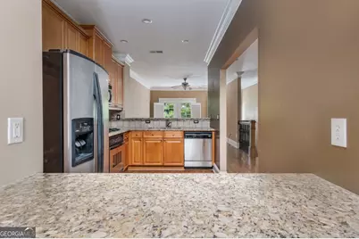 5600 Glenridge Park, Sandy Springs, GA 30342 - Photo 8