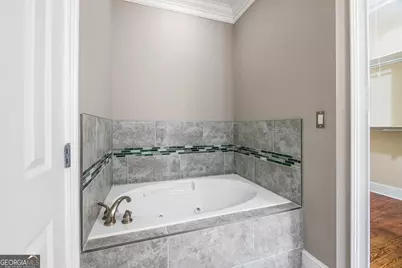 5600 Glenridge Park, Sandy Springs, GA 30342 - Photo 22