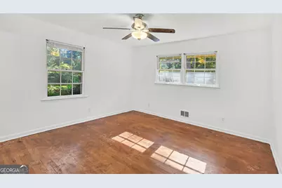 6663 Peacock Boulevard, Morrow, GA 30260 - Photo 6