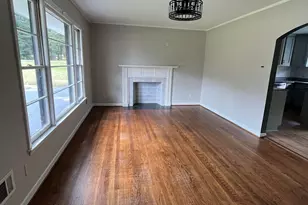 204 Diane Dr, Thomaston, GA 30286 - Photo 2