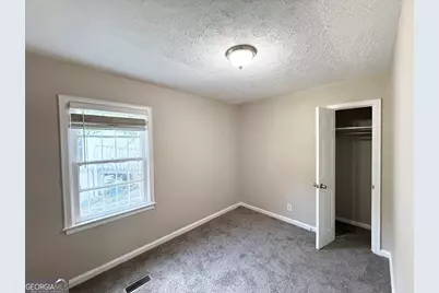 2932 SW Diana Drive, Atlanta, GA 30315 - Photo 4