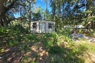 1702 E 39th St, Savannah, GA 31404 - Photo 4