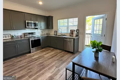 2041 Ocean Drive NW, Atlanta, GA 30318 - Photo 2