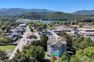 121 River St, Hiawassee, GA 30546 - Photo 4