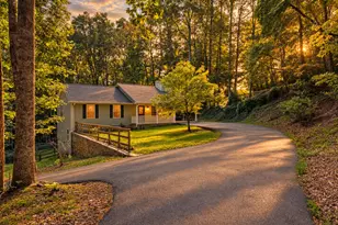 1460 Bald Mountain Rd, Dillard, GA 30537 - Photo 2