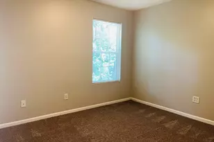 605 Wilburn Ave, Lagrange, GA 30240 - Photo 16