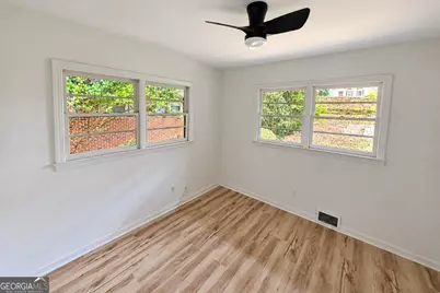 3565 Glenwood Road, Decatur, GA 30032 - Photo 8
