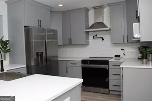 1841 Bayberry Dr SW, Atlanta, GA 30311 - Photo 6