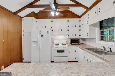840 Sherwood Drive, Jonesboro, GA 30236 - Photo 20
