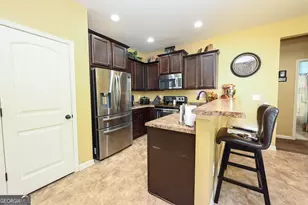 289 Hickory Hills Dr, Newnan, GA 30263 - Photo 14