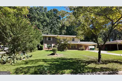 754 Virginia Circle, Forest Park, GA 30297 - Photo 2