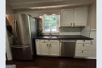1738 Sandy Court, Snellville, GA 30078 - Photo 18