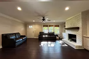 1738 Sandy Ct, Snellville, GA 30078 - Photo 4