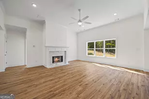 1903 Hoods Mill Rd, Commerce, GA 30529 - Photo 16