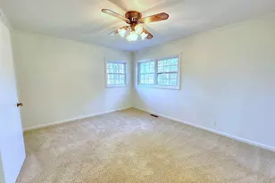136 S Chilton Crescent, Lagrange, GA 30240 - Photo 12