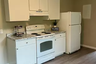 1109 5th Ave, Vidalia, GA 30474 - Photo 2