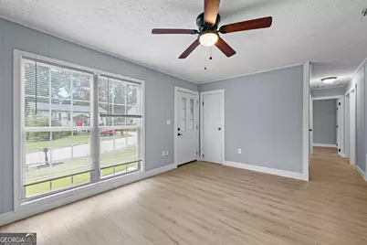 8 Westgate Park Drive, Newnan, GA 30263 - Photo 6