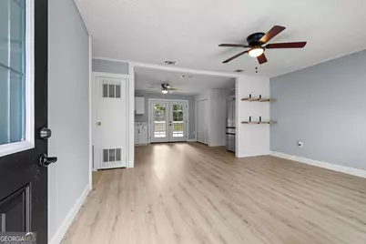 8 Westgate Park Drive, Newnan, GA 30263 - Photo 4