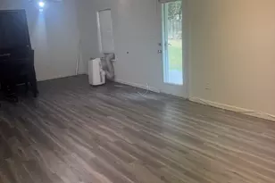 6084 Riveroak, College Park, GA 30349 - Photo 2