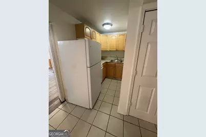 6084 Riveroak, College Park, GA 30349 - Photo 4