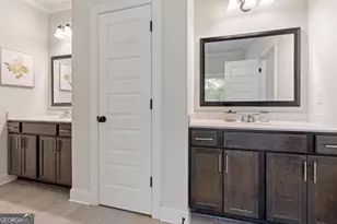 223 Manor Dr, Hull, GA 30646 - Photo 10
