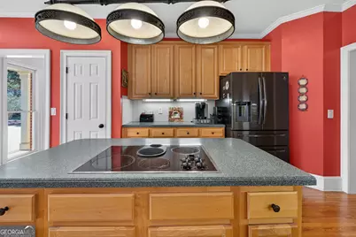 1009 Lyndhurst Way SE, Conyers, GA 30013 - Photo 18
