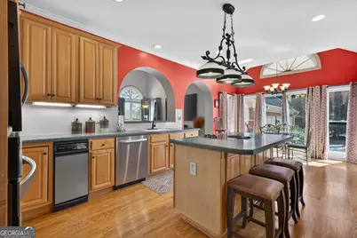 1009 Lyndhurst Way SE, Conyers, GA 30013 - Photo 16