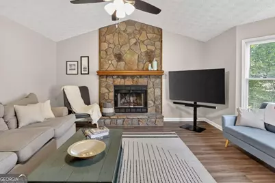 2562 Kennesaw Spring Court, Kennesaw, GA 30144 - Photo 4