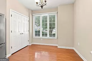 13 Hillside Dr, Newnan, GA 30265 - Photo 8