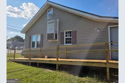 66 W Coffee Street, Hazlehurst, GA 31539 - Photo 4