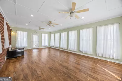 131 Roosevelt Boulevard, Commerce, GA 30529 - Photo 32