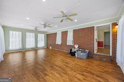 131 Roosevelt Boulevard, Commerce, GA 30529 - Photo 30