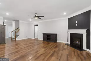 605 Greenbow Ln, Holly Springs, GA 30115 - Photo 14