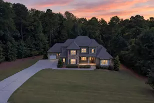 122 Brook Trail, Newnan, GA 30265 - Photo 2