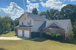 713 Burtons Cove, Hampton, GA 30228 - Photo 1