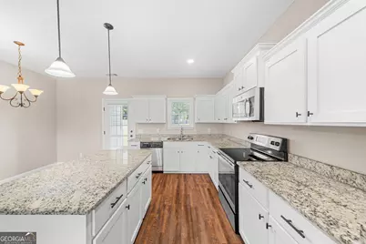 411 Pivot Point, Statesboro, GA 30458 - Photo 8