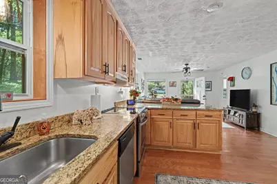 755 Beaver Lake Drive, Clarkesville, GA 30523 - Photo 16