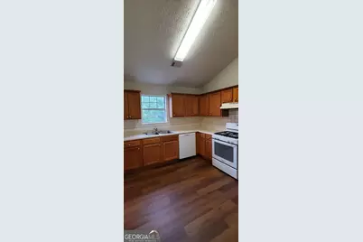 10600 Redbud Lane, Jonesboro, GA 30238 - Photo 18