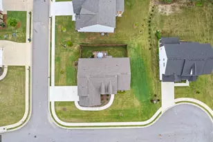 557 Lago Ct, Lagrange, GA 30241 - Photo 34
