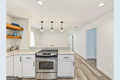 810 N Pinetree Boulevard, Thomasville, GA 31792 - Photo 12