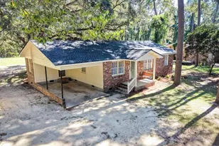 810 N Pinetree Blvd, Thomasville, GA 31792 - Photo 2