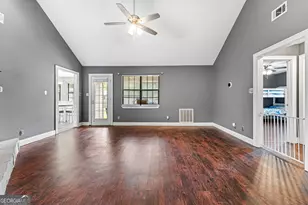 218 Morning Dove Ln, Warner Robins, GA 31088 - Photo 4
